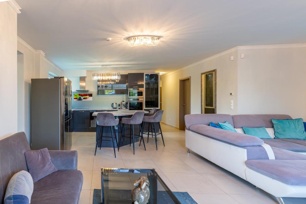 דירות שיופוק Admiral Luxury IV Apartman By Bltn מראה חיצוני תמונה